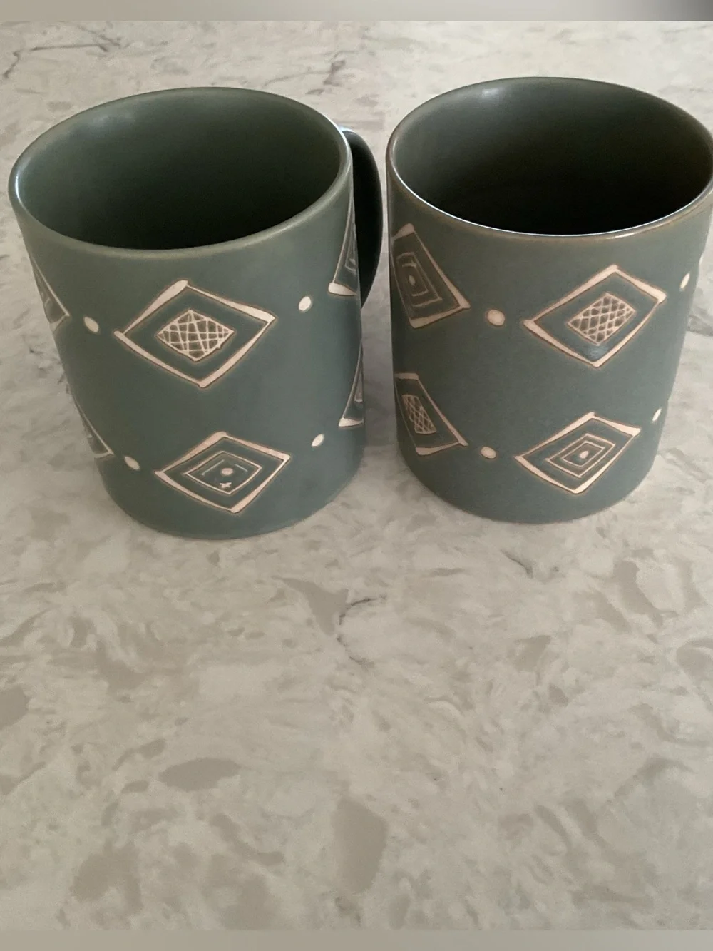 Pottery Barn Vintage Aztec Sgraffto Bongo Green Mugs, Set of 2